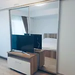 Apartment Wave 2 Mamaia Prima Linie La Mare 120mp