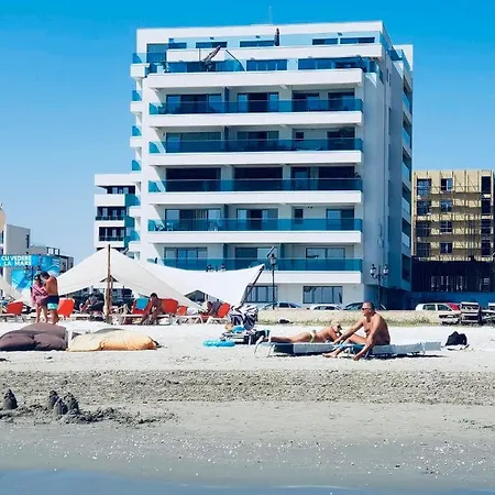 Wave 2 Mamaia Prima Linie La Mare 120mp