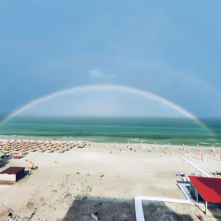 Apartment Wave 2 Mamaia Prima Linie La Mare 120mp *