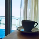 Wave 2 Mamaia Prima Linie La Mare 120mp * Năvodari