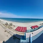 Wave 2 Mamaia Prima Linie La Mare 120mp * Năvodari