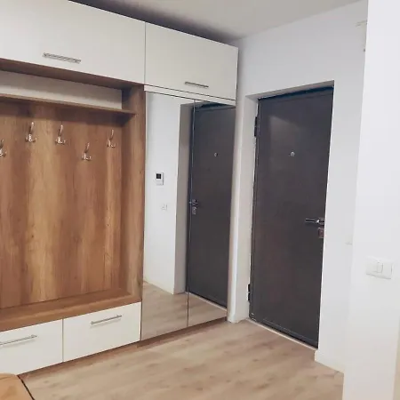 Wave 2 Mamaia Prima Linie La Mare 120mp *