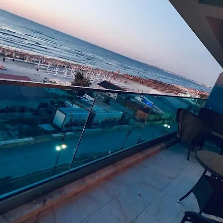 Wave 2 Mamaia Prima Linie La Mare 120mp Apartamento