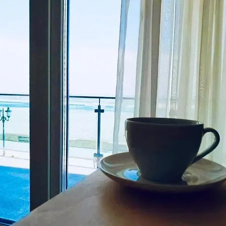 Wave 2 Mamaia Prima Linie La Mare 120mp * Năvodari