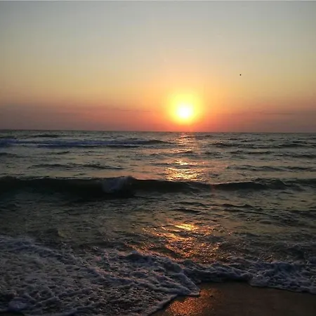 Wave 2 Mamaia Prima Linie La Mare 120mp Apartamento *