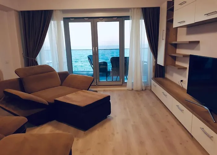 Wave 2 Mamaia Prima Linie La Mare 120mp * Năvodari