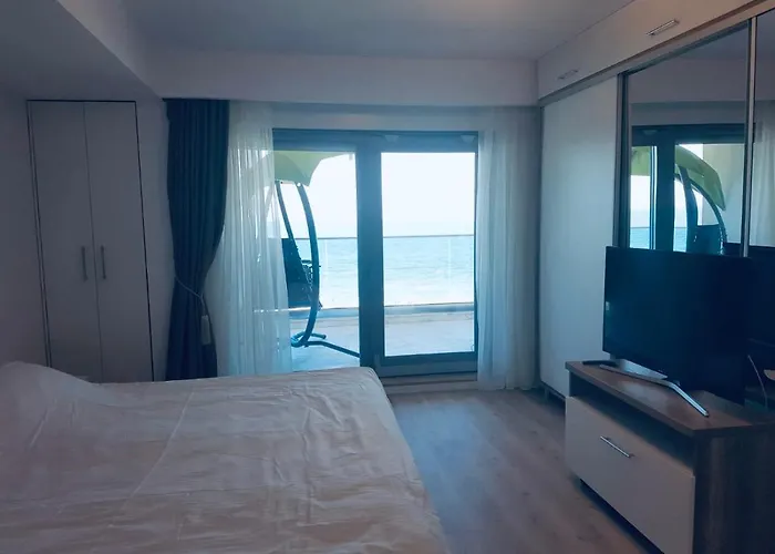 Wave 2 Mamaia Prima Linie La Mare 120mp Năvodari