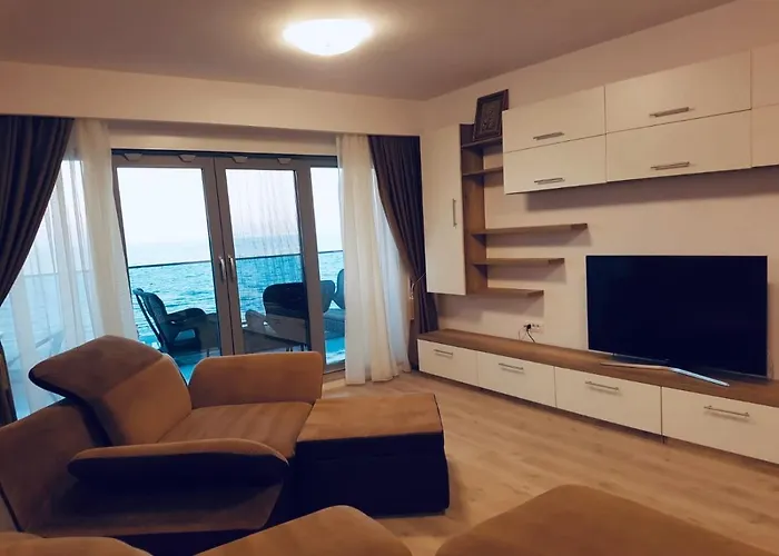 Wave 2 Mamaia Prima Linie La Mare 120mp