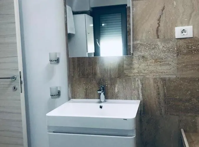 Wave 2 Mamaia Prima Linie La Mare 120mp * Năvodari