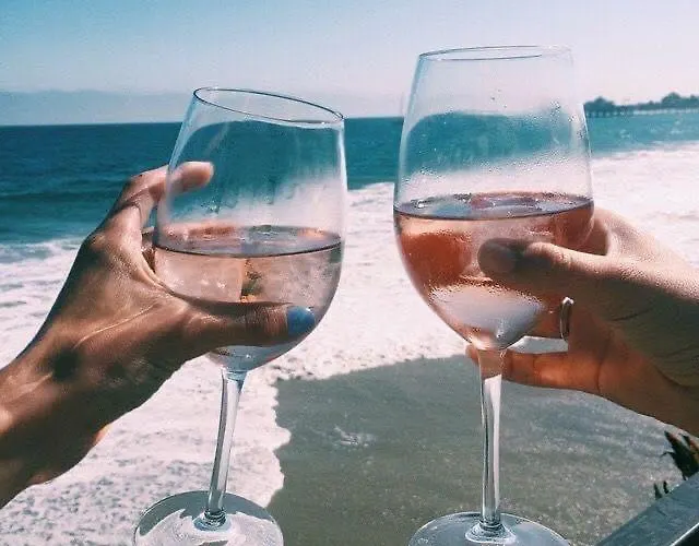 Wave 2 Mamaia Prima Linie La Mare 120mp