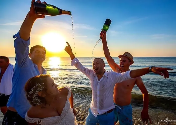 Wave 2 Mamaia Prima Linie La Mare 120mp Năvodari