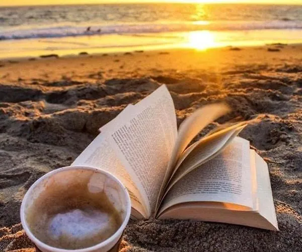 Wave 2 Mamaia Prima Linie La Mare 120mp Appartement Năvodari